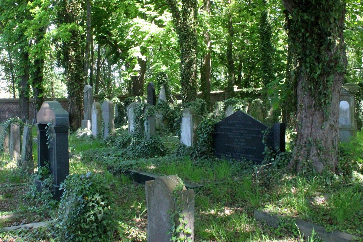 Der jüdische Friedhof in Mülheim